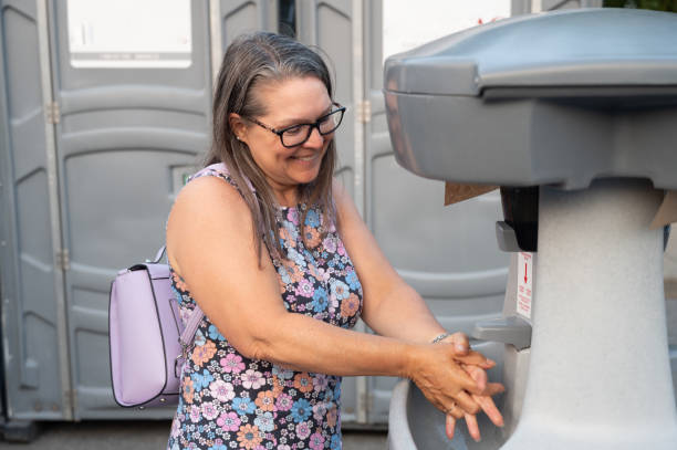Best Portable restroom trailer rental  in Ocean Pointe, HI